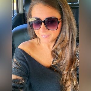 💕💕Meet your Posher, Mindy💕💕